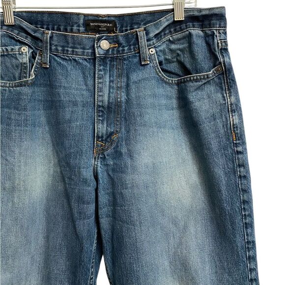 Banana Republic Men's Relaxed Fit Jeans Size 36x30 Blue Faded Light Distress - Picture 4 of 16